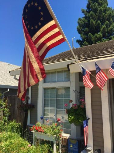 Tea-Stained Betsy Ross Flag 3x5 Foot photo review