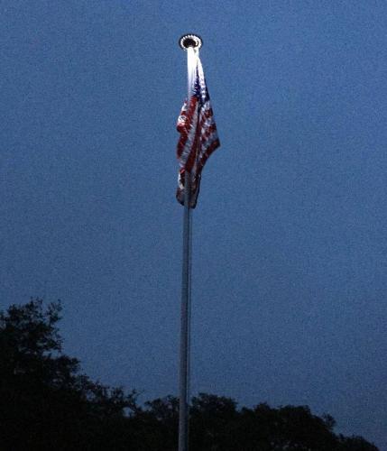 Solar Flagpole Light photo review