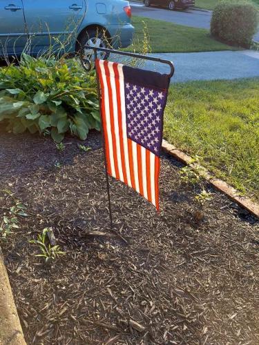 Embroidered USA Garden Flag 18 x 12.5 Inch photo review