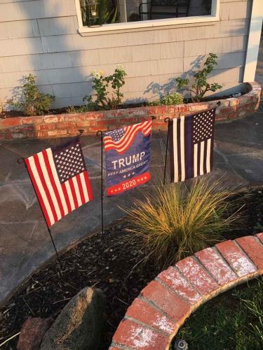 Embroidered USA Garden Flag 18 x 12.5 Inch photo review