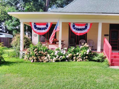 US Pleated Fan Flag 1.5x3 Foot & 3x6 Foot photo review