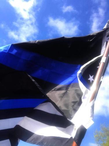 Fly Breeze 3x5 foot Thin Blue Line USA Flag photo review