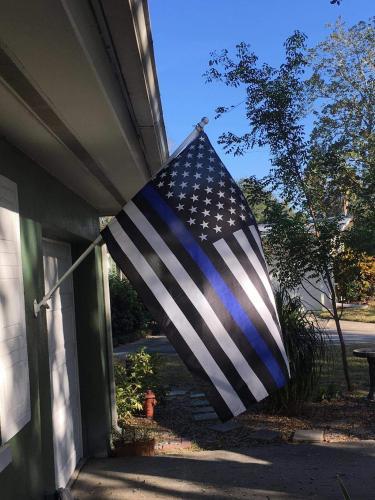 Fly Breeze 3x5 foot Thin Blue Line USA Flag photo review