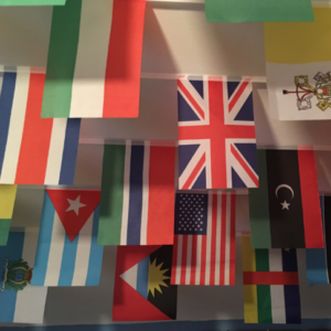 200 Random Countries 184 Feet String Flags (5.5x8 Inch) photo review