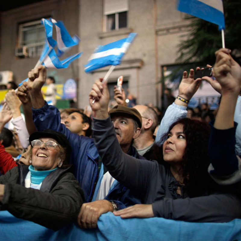 Argentina Stick Flags 5x8 Inch (pack of 12) - Image 7
