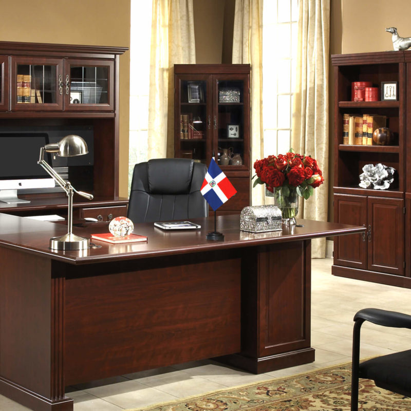 Dominican Deluxe Desk Flag Set - 6 x 4 Inch - Image 3
